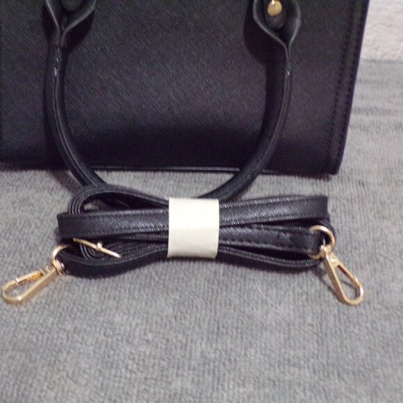 Isabelle Vegan Black Square Handbag with Adjustable Shoulder Strap New - Picture 6 of 6